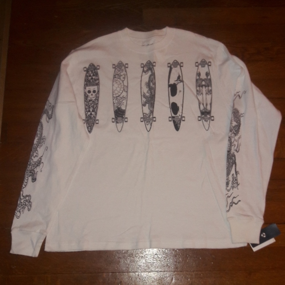 NWT💥Boys Surf Board Top